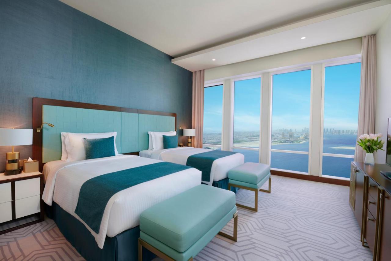 Wyndham Grand Doha West Bay Beach Exterior photo Deluxe Room